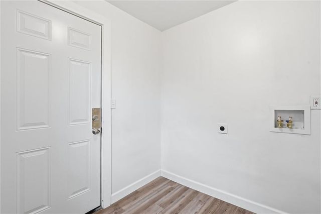 2130 E 24th Street, Kansas City, MO 64127