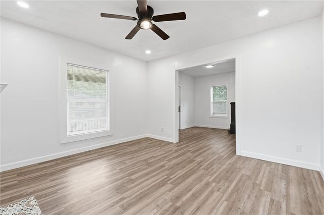 2130 E 24th Street, Kansas City, MO 64127
