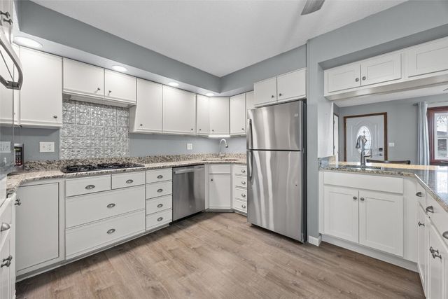 5730 D Avenue NW, Cedar Rapids, IA 52405