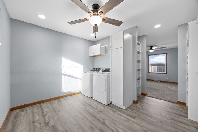 5730 D Avenue NW, Cedar Rapids, IA 52405