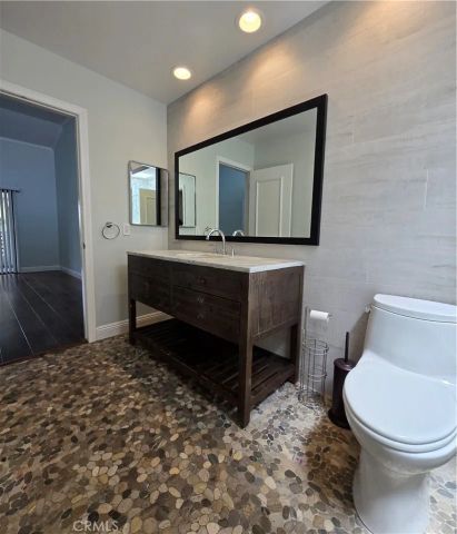 260 Cagney 317, Newport Beach, CA 92663