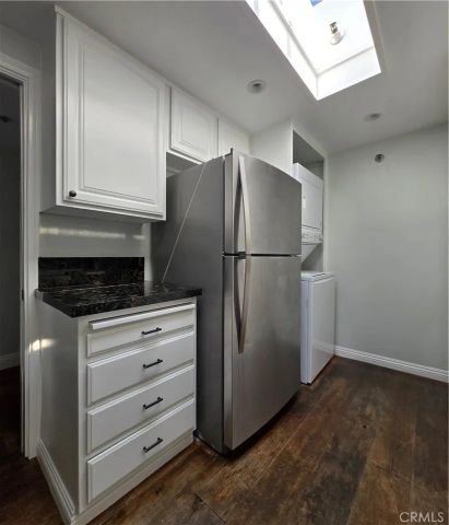 260 Cagney 317, Newport Beach, CA 92663