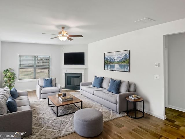16 Fox Drive, Winder, GA 30680