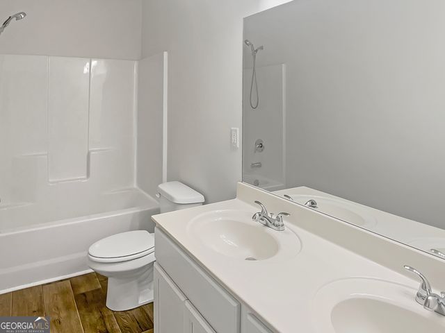 16 Fox Drive, Winder, GA 30680