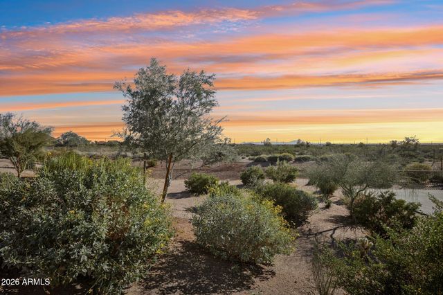 8128 E JASMINE Street, Mesa, AZ 85207