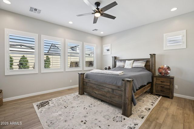 8128 E JASMINE Street, Mesa, AZ 85207