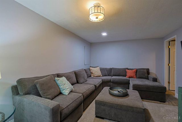 5988 Snider Cove Way, Mason, OH 45040