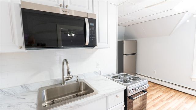 93 Warren Avenue 4, East Providence, RI 02914
