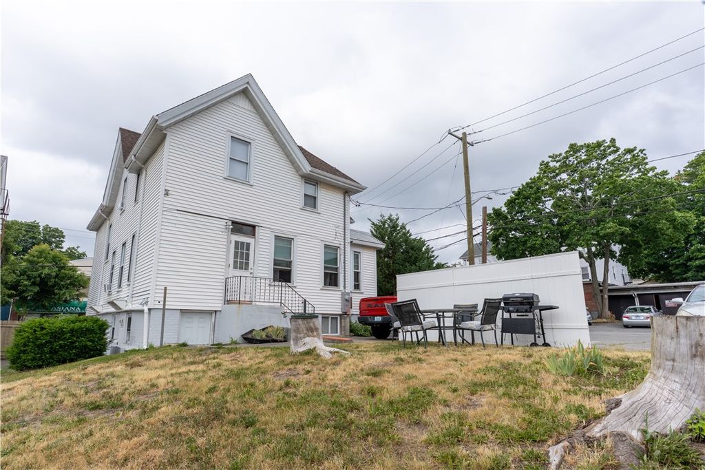 93 Warren Avenue 4, East Providence, RI 02914