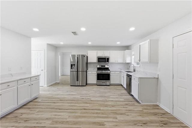 1368 Travers Creek Trail, Conyers, GA 30012