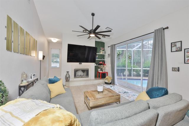 3722 CYPRESS MEADOWS ROAD, Tampa, FL 33624