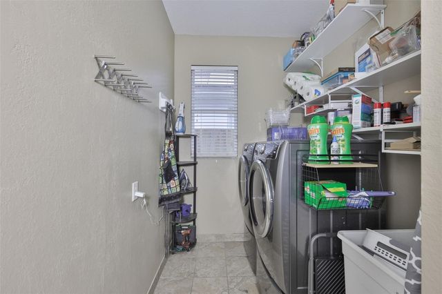 3722 CYPRESS MEADOWS ROAD, Tampa, FL 33624