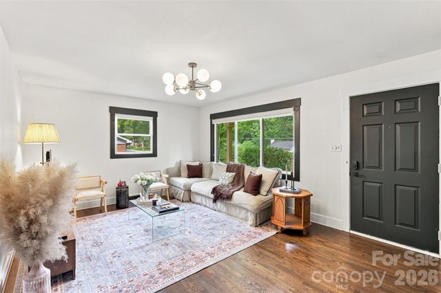 1700 Brookdale Avenue, Charlotte, NC 28210
