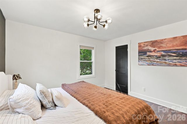 1700 Brookdale Avenue, Charlotte, NC 28210