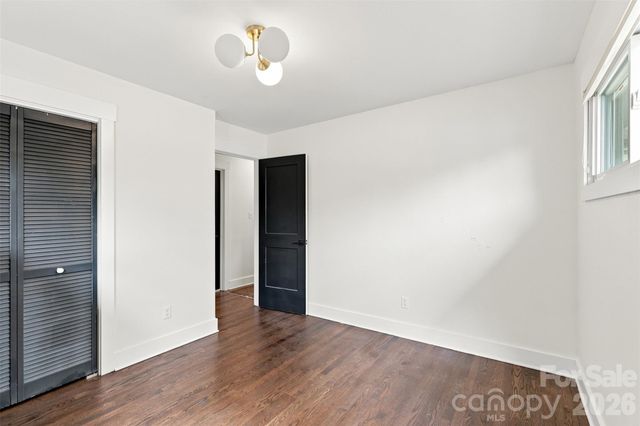 1700 Brookdale Avenue, Charlotte, NC 28210