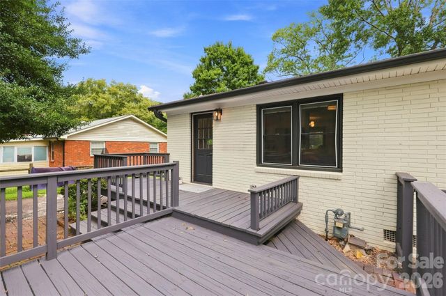 1700 Brookdale Avenue, Charlotte, NC 28210