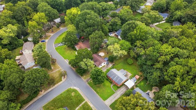 1700 Brookdale Avenue, Charlotte, NC 28210