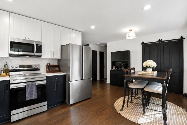 1700 Brookdale Avenue, Charlotte, NC 28210