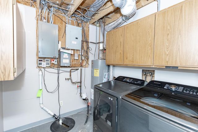 1620 36th Avenue S, Fargo, ND 58104