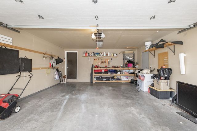 1620 36th Avenue S, Fargo, ND 58104