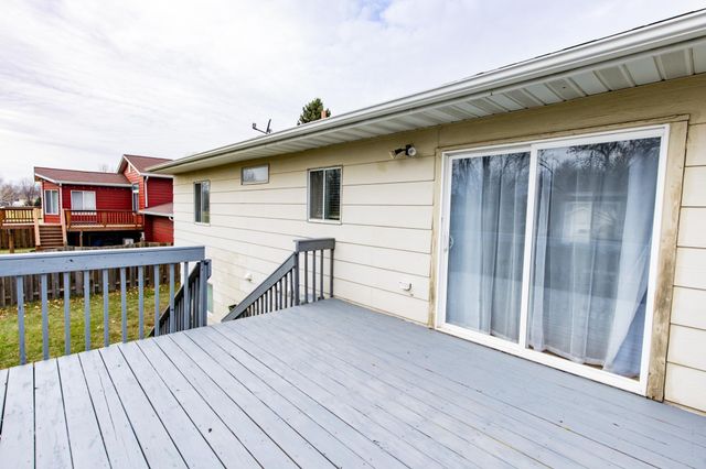 1620 36th Avenue S, Fargo, ND 58104