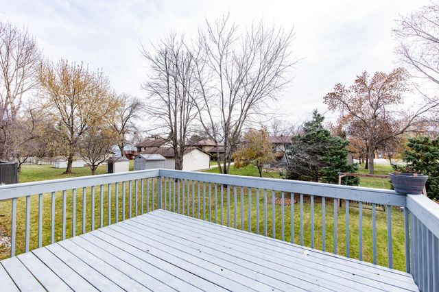 1620 36th Avenue S, Fargo, ND 58104