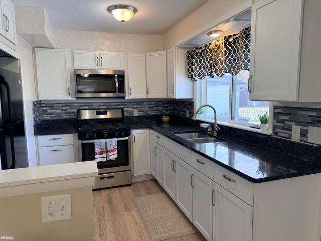 6405 N State Road Road, Davison, MI 48423