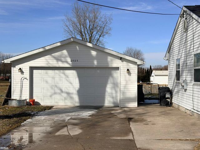 6405 N State Road Road, Davison, MI 48423