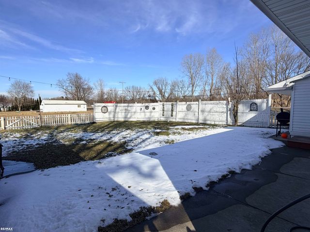 6405 N State Road Road, Davison, MI 48423