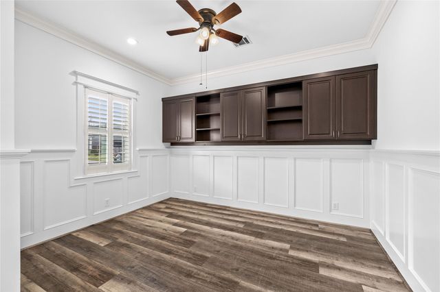 1316 Woodcrest Drive, Houston, TX 77018