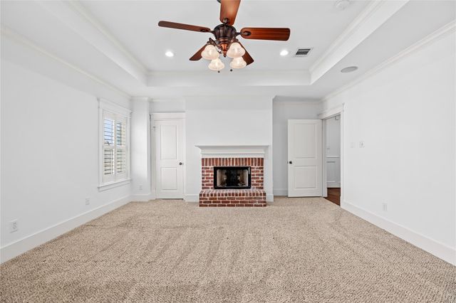 1316 Woodcrest Drive, Houston, TX 77018