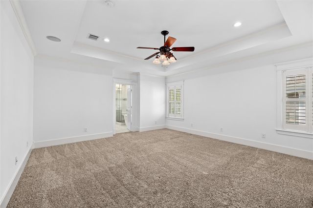 1316 Woodcrest Drive, Houston, TX 77018