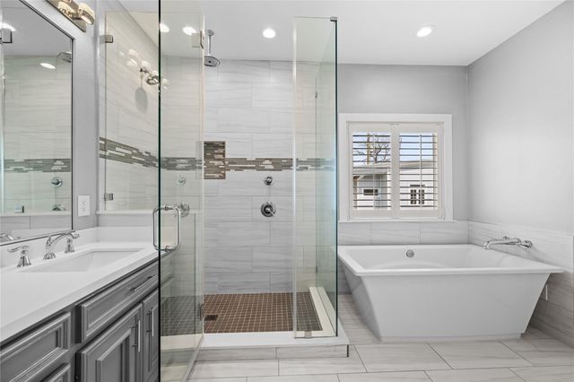 1316 Woodcrest Drive, Houston, TX 77018