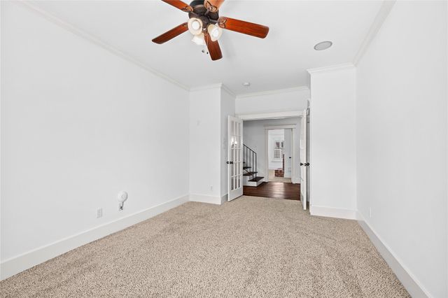 1316 Woodcrest Drive, Houston, TX 77018