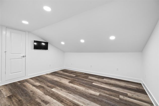 1316 Woodcrest Drive, Houston, TX 77018