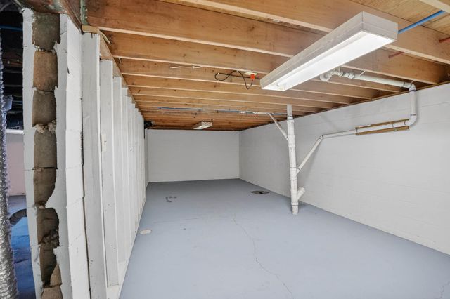 119 Reed Street, Waterloo, IA 50703