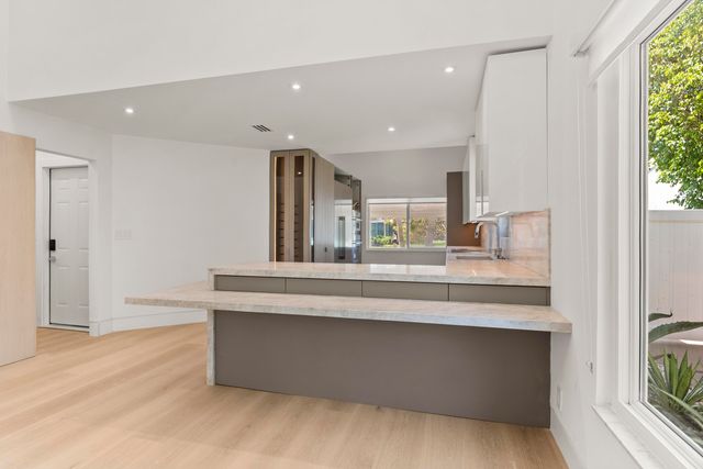 221 Pelican Way, Delray Beach, FL 33483