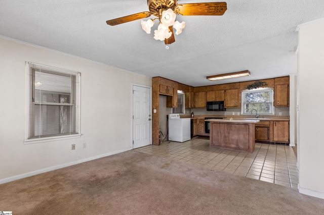 129 Monaview Circle, Greenville, SC 29617