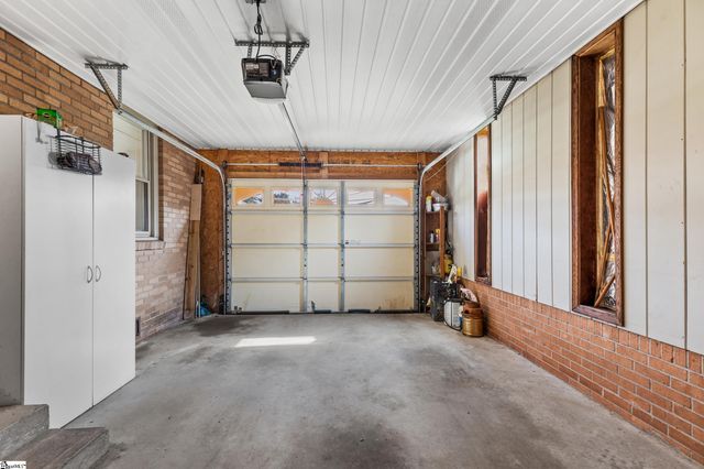129 Monaview Circle, Greenville, SC 29617