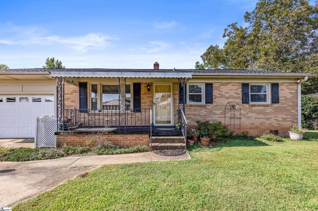129 Monaview Circle, Greenville, SC 29617