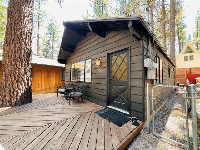 926 E Barker, Big Bear City, CA 92314