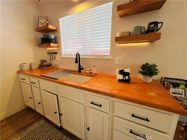 926 E Barker, Big Bear City, CA 92314