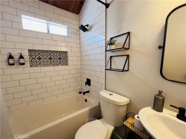 926 E Barker, Big Bear City, CA 92314