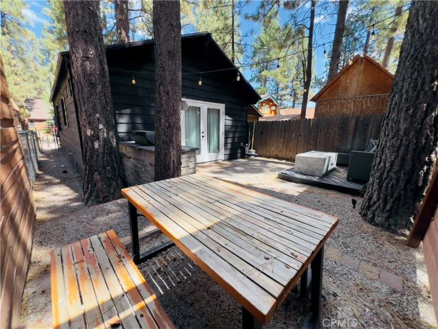 926 E Barker, Big Bear City, CA 92314