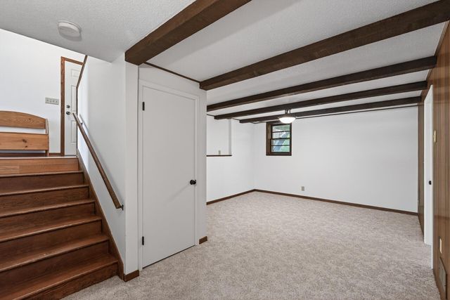 2425 80th Avenue N, Brooklyn Park, MN 55444