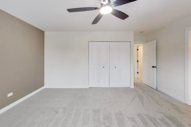 123 Kainer Avenue, Barrington, IL 60010