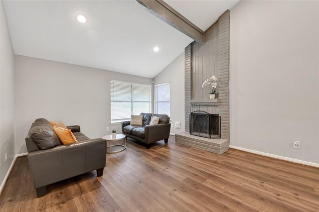 12034 Hedgegate Drive, Houston, TX 77065