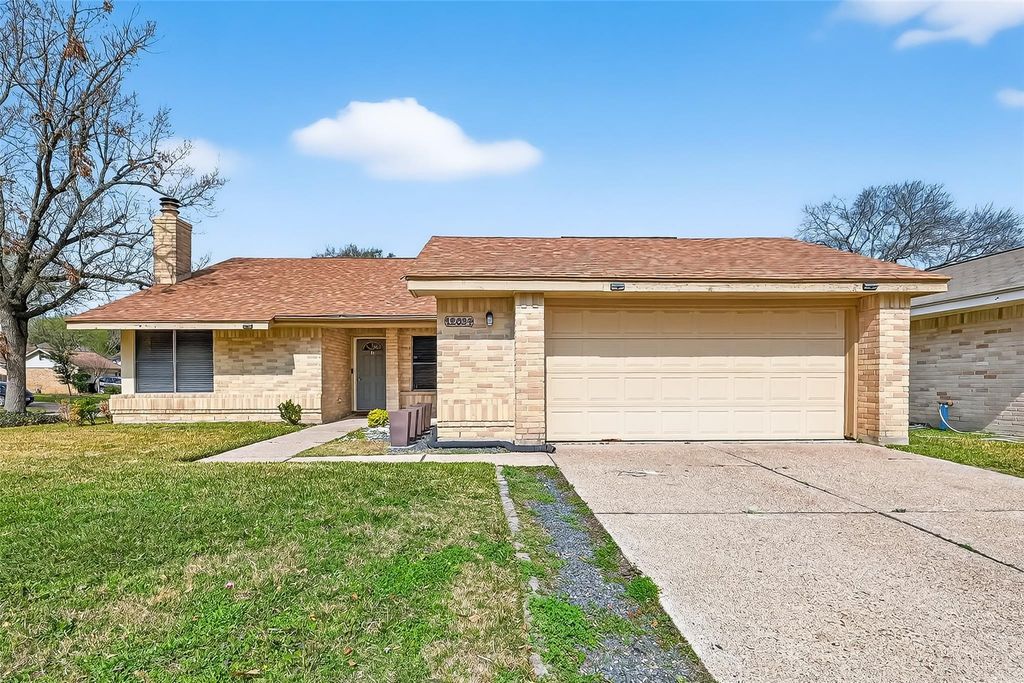 12034 Hedgegate Drive, Houston, TX 77065