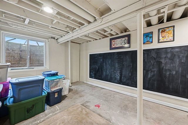 42967 Saxony Road, Canton, MI 48187