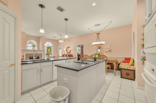 9645 Dry Springs Dr Drive, La Porte, TX 77571